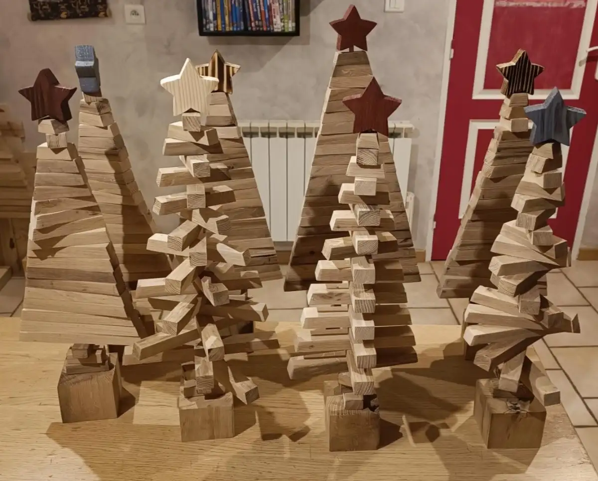 Petit sapin de Noël en chêne